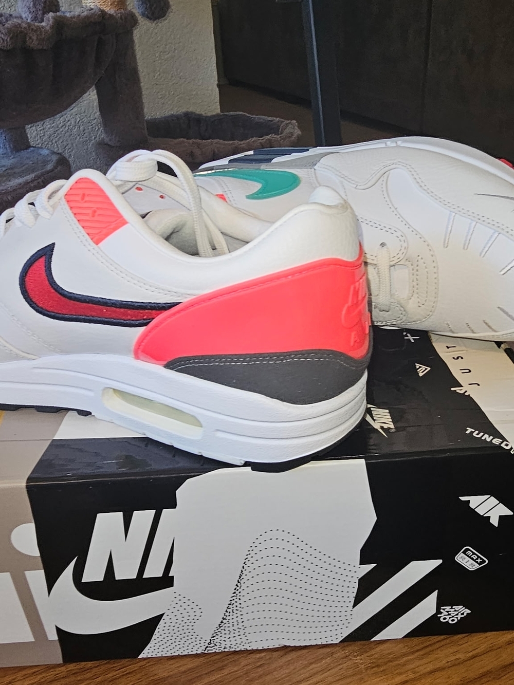 Nike Air Max 1 Evolution of Icons